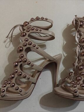 Christian Louboutin Beige Nude Amazoubille Heels Size 36 6 US